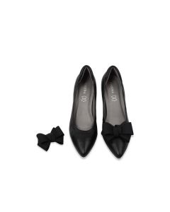 Belladonna In Black