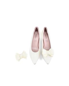 Belladonna In Ivory