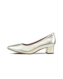 Neena in Gold
