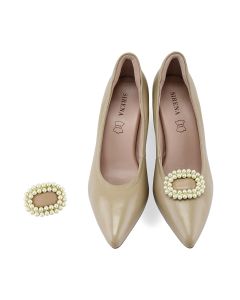 Pearl Clip In Beige